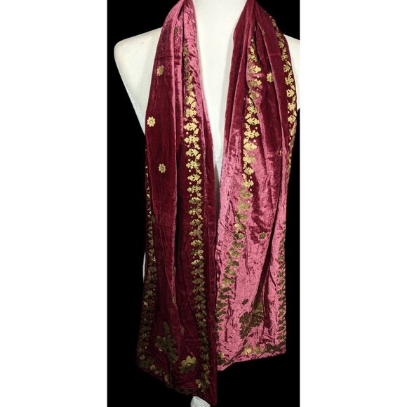 The Met Burgundy And Gold Velvet Royal Crest Scarf - Picture 3 of 13